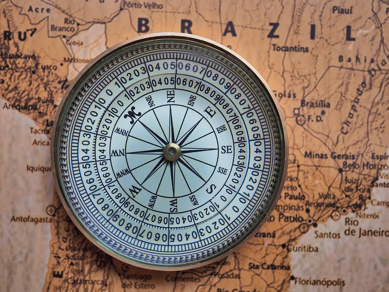 Read more about the article Exploring North America: Top Travel Experiences Across the Continent